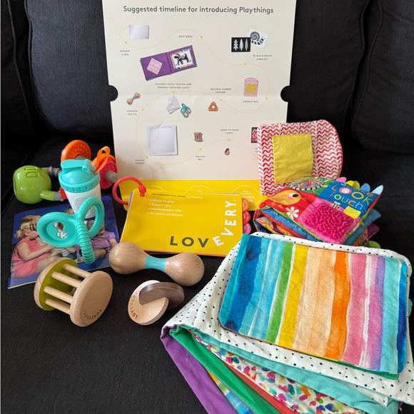 Lovevry Play Kit - The Charmer 3-4 months - Picture 1 of 4